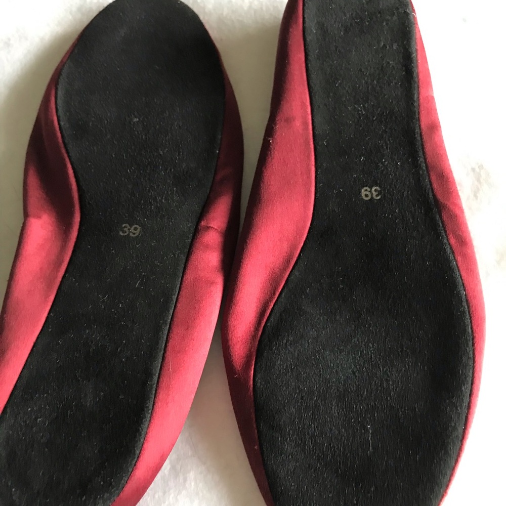 Women's Burgundy Slippers and matching Satin Bag